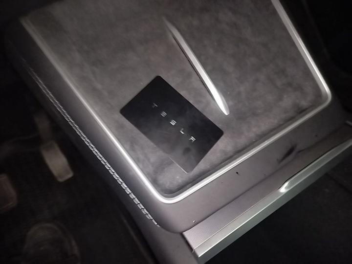 Model Y L 2025 Long Range AWD photo 8