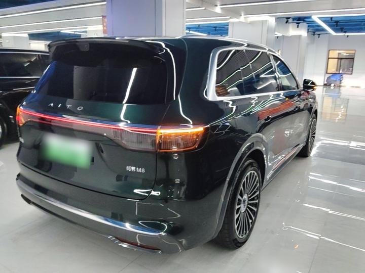 HIMA AITO M8 2025 EREV Ultra 53.4kWh 6-Seater 192-Line LiDAR photo 4