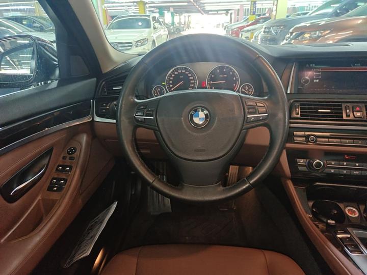 5 Series 2014 530Li Leading photo 3