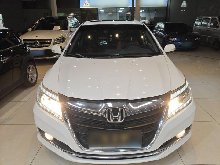 Crider 2016 1.8L CVT Luxury photo 2
