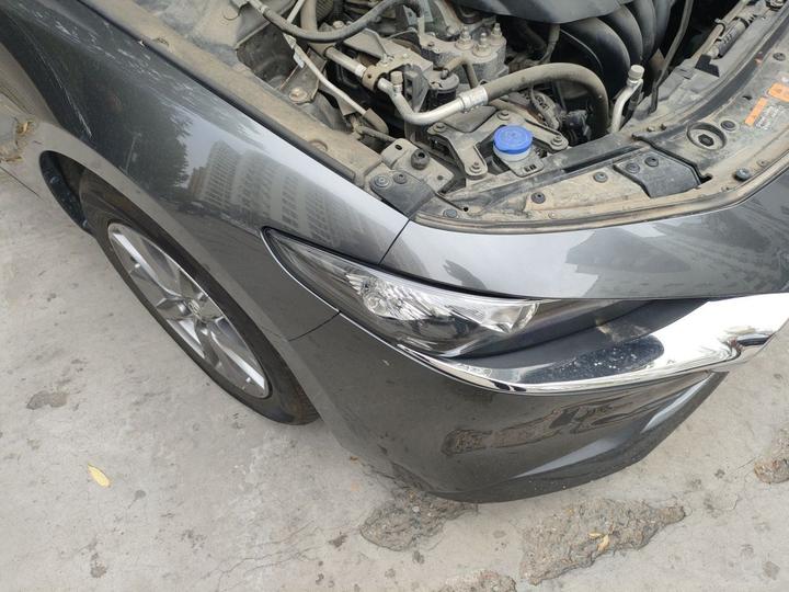 3 Axela 2020 1.5L AT photo 7