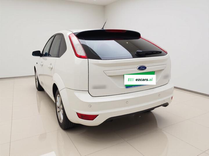 Focus 2013 Hatchback Classic 1.8L AT photo 4