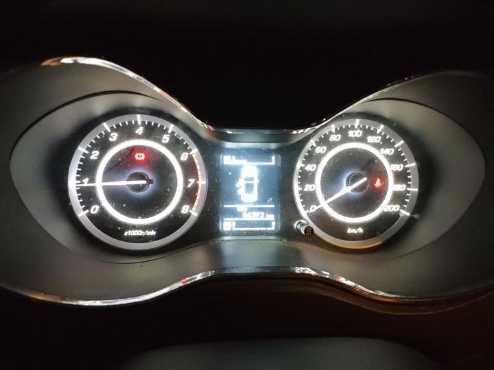 560 2016 1.8L MT Elite photo 8