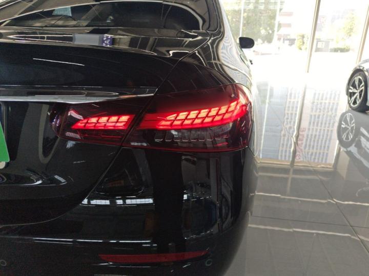 E-Class 2022 Facelift E 300 L Fashion photo 7