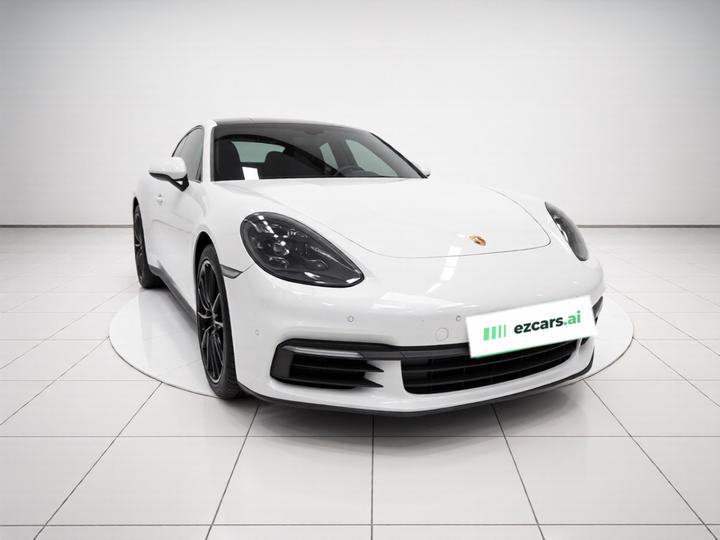 2017 Panamera 3.0T photo 3