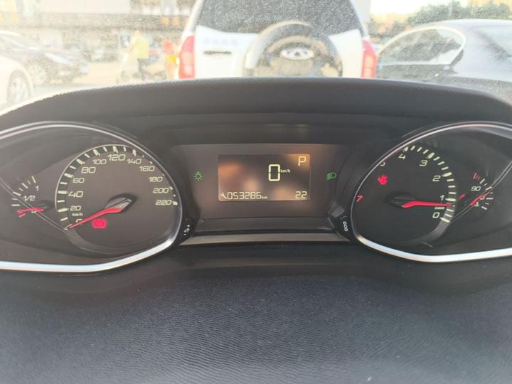308S 2015 1.2T AT photo 7