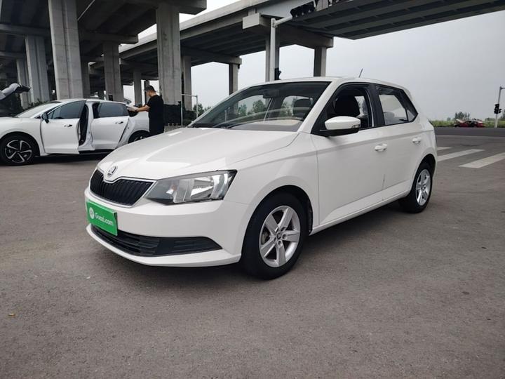 Fabia 2017 1.4L AT