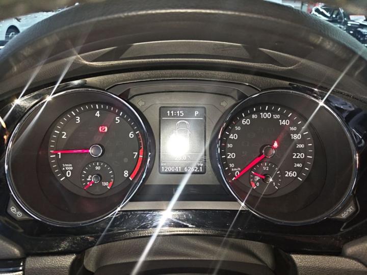 Sagitar 2018 180TSI DSG Exclusive photo 7