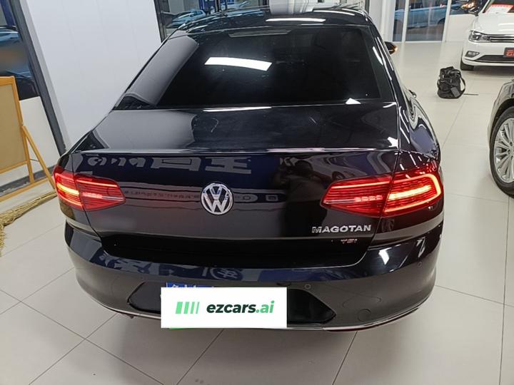 Magotan 2018 330TSI DSG Leading photo 3