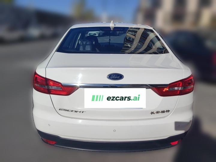 Escort 2019 Facelift 1.5L AT China VI photo 5