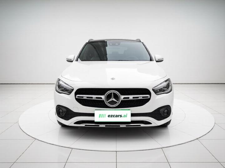 GLA 2022 Facelift GLA 200 photo 2