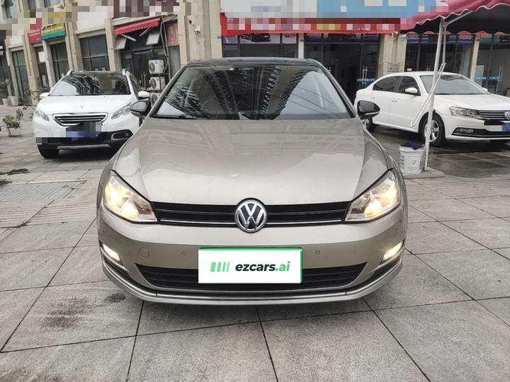 Golf 2017 230TSI AT Luxury Anniversary Edition photo 2
