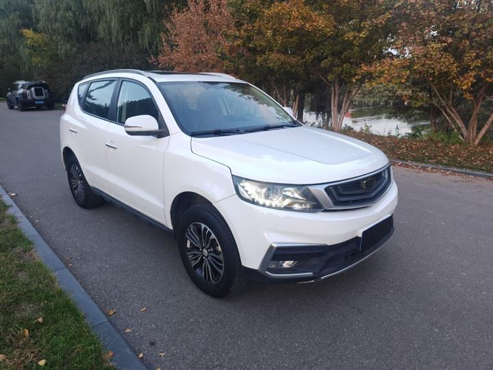 Vision X6 2018 1.8L MT 4G Luxury photo 3