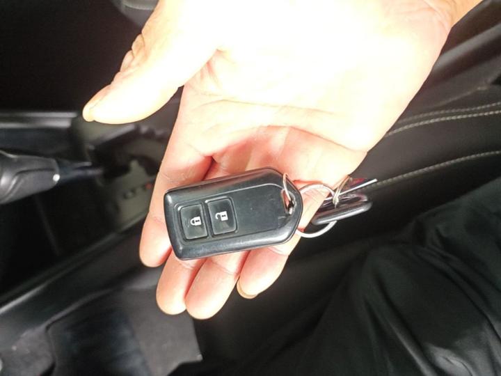 YARiS L 2021 1.5L CVT Leading photo 8