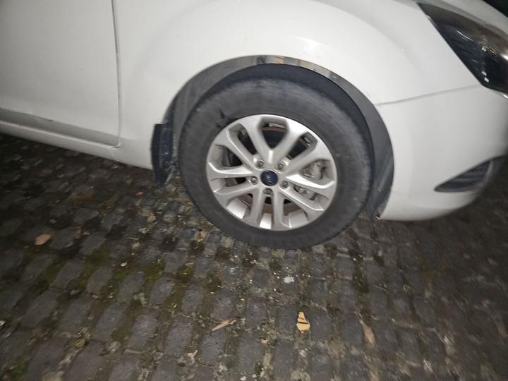 Focus 2013 Hatchback Classic 1.8L AT photo 8