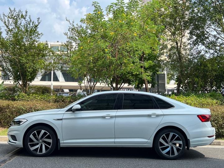Sagitar 2021 280TSI DSG Excellence photo 3
