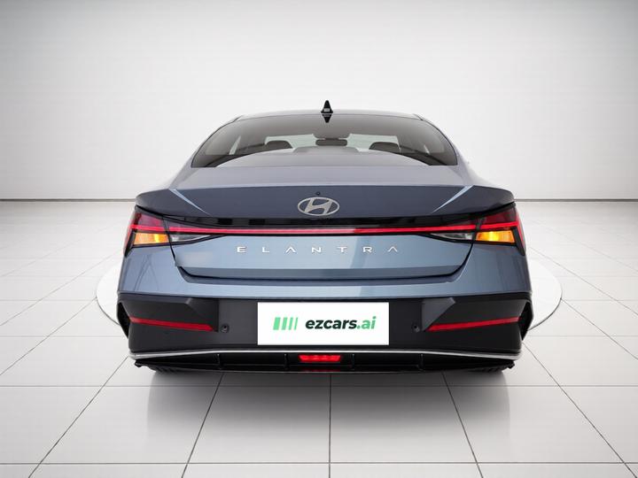 Elantra 2023 1.5L CVT LUX Premium photo 5