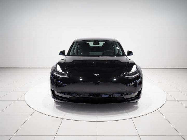 Model Y 2022 Facelift RWD photo 2