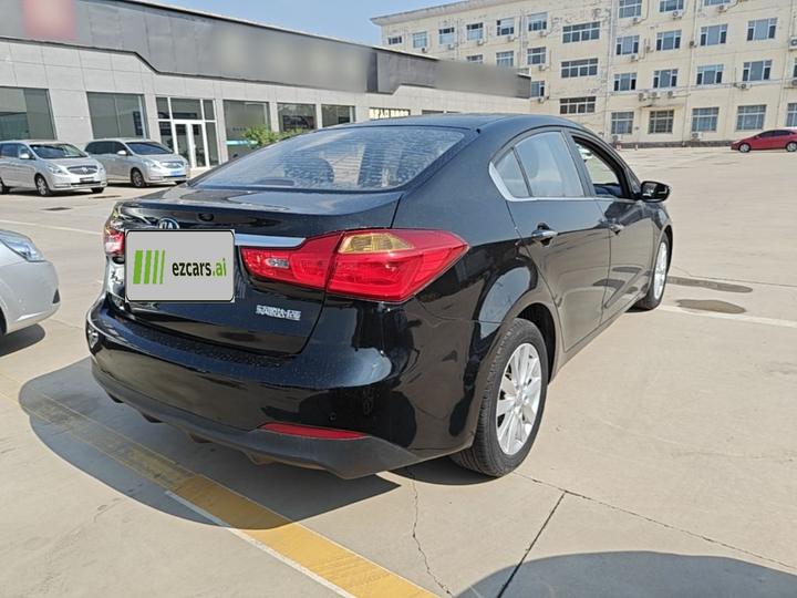 K3 2015 1.6L MT GLS photo 4