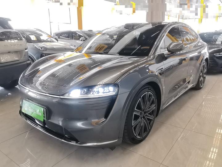 HIMA Luxeed R7 2024 EV 736km UItra