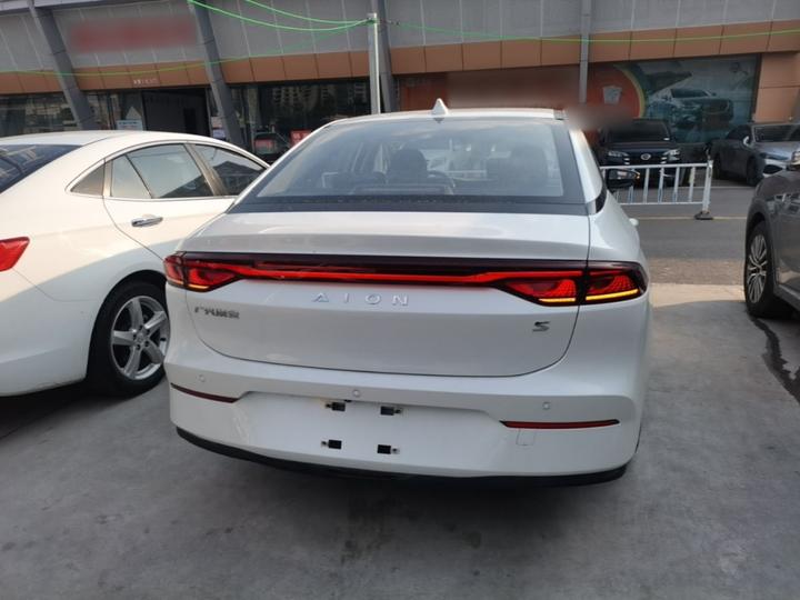 AION S 2023 580 LFP photo 5