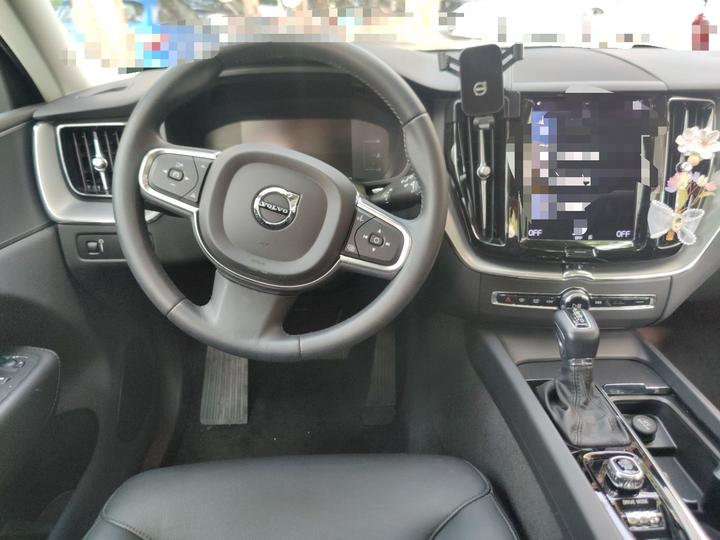 XC60 2021 T5 AWD Luxury photo 3