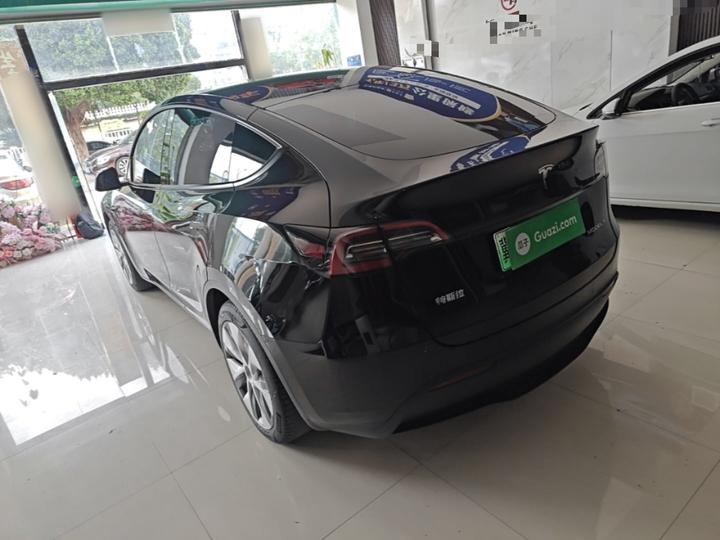 Model Y 2022 Facelift RWD photo 4