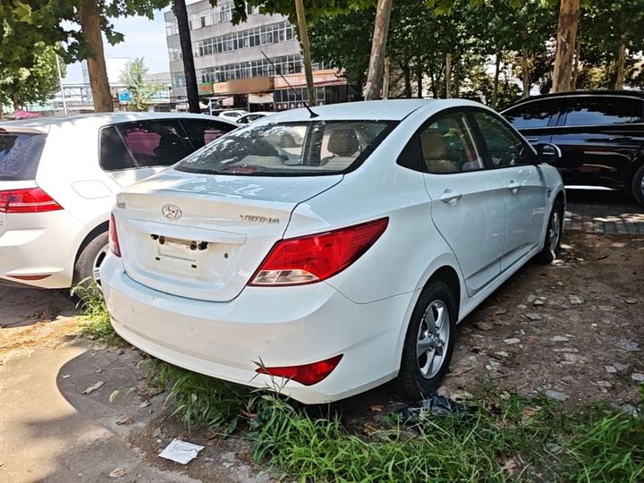 Verna 2014 1.4L MT Smart GLS photo 4