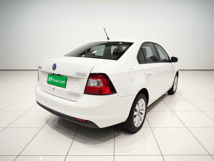 Rapid 2018 1.4L MT Comfort photo 4