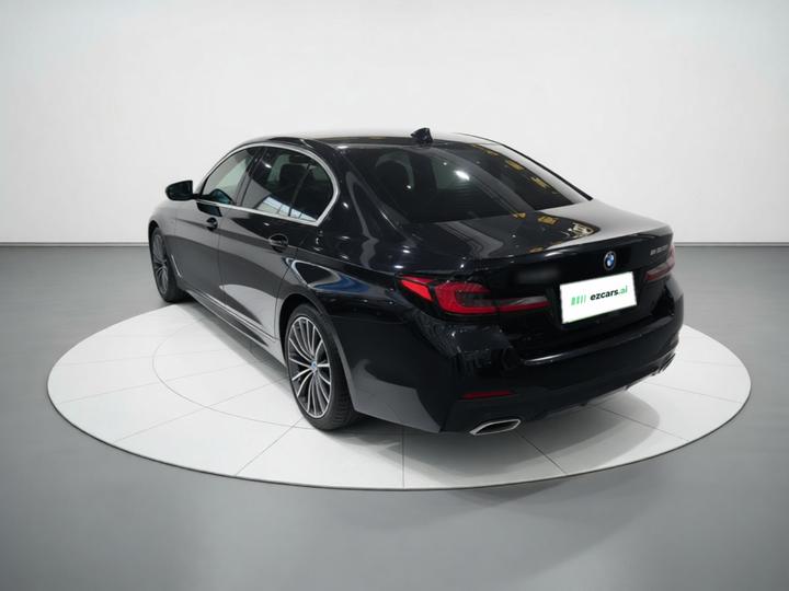 5 Series 2023 530Li Leading M Sport Package photo 4