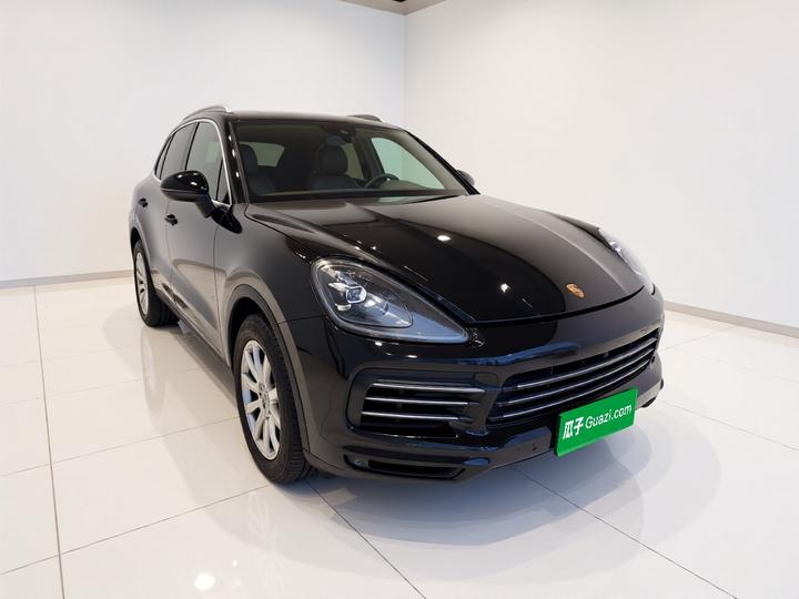 2019 Cayenne 3.0T photo 3