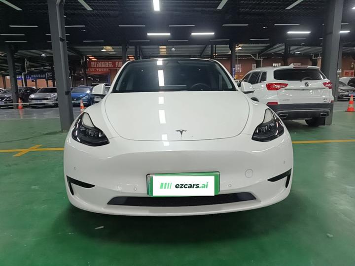 Model Y 2022 RWD photo 2