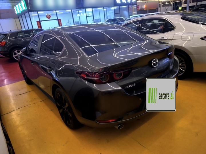3 Axela 2022 2.0L AT photo 4