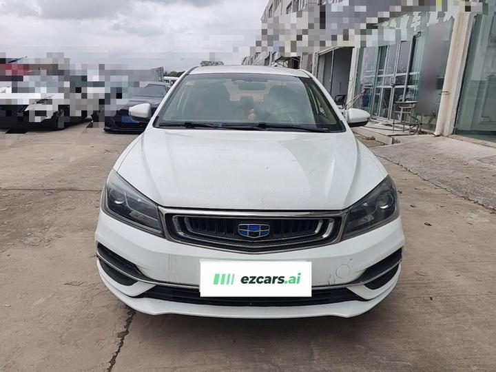 Emgrand 2018 1.5L MT Luxury photo 2