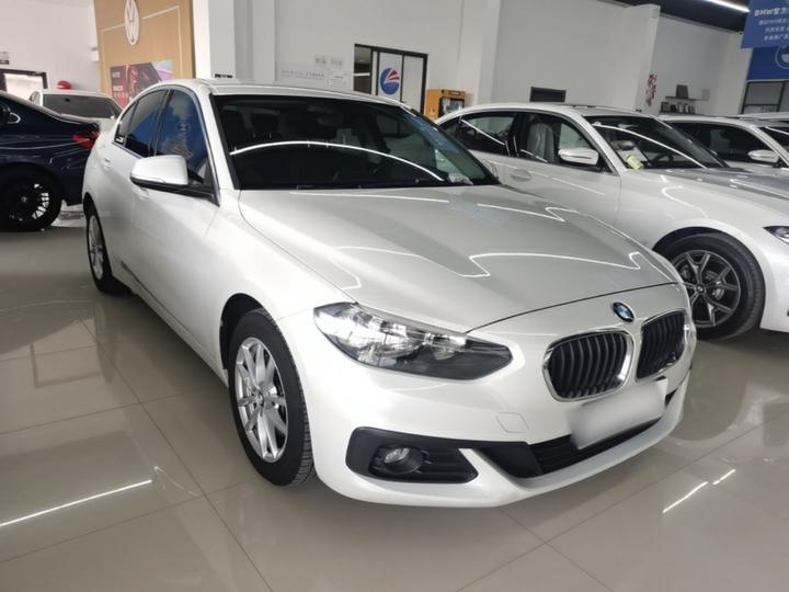 1 Series 2018 Facelift 118i Fashion photo 3