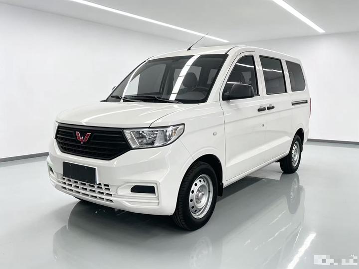 Wuling Hongguang V 2022 1.5L LAR