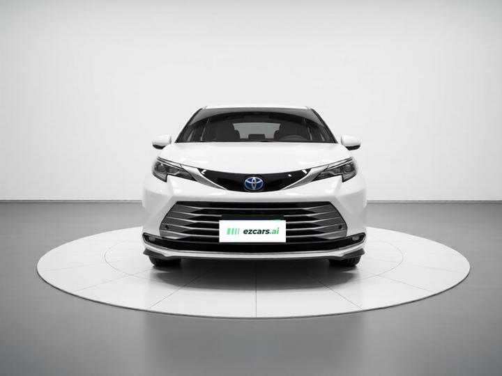 Sienna 2021 2.5L Hybrid Platinum photo 2