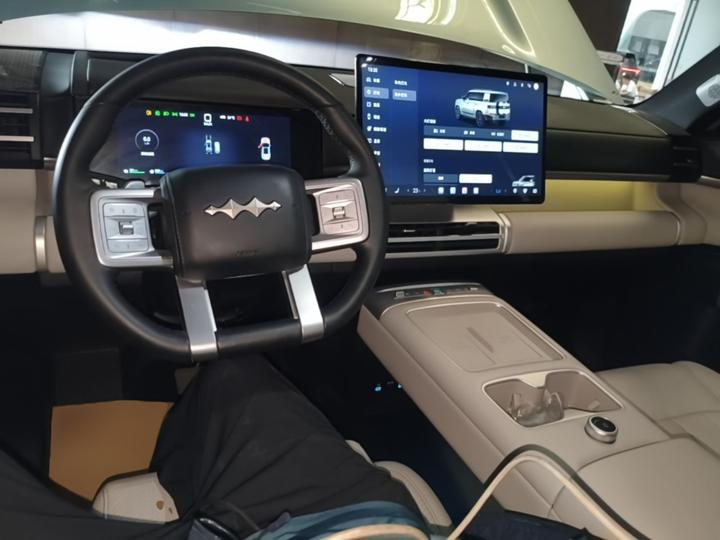Fang Cheng Bao 7 2025 190KM AWD Ultra photo 5