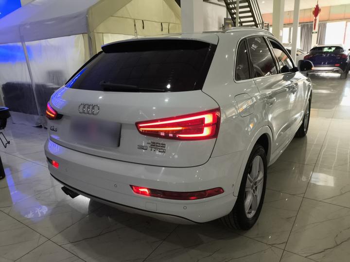 Q3 2017 30 TFSI photo 4