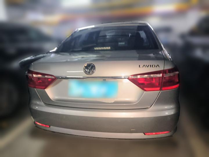 Lavida 2013 Facelift 1.6L AT Luxury photo 5