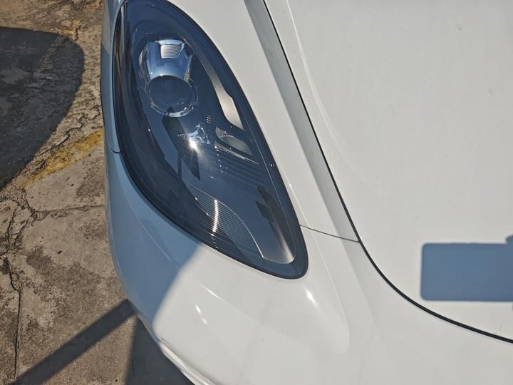 718 2022 Boxster 2.0T photo 7