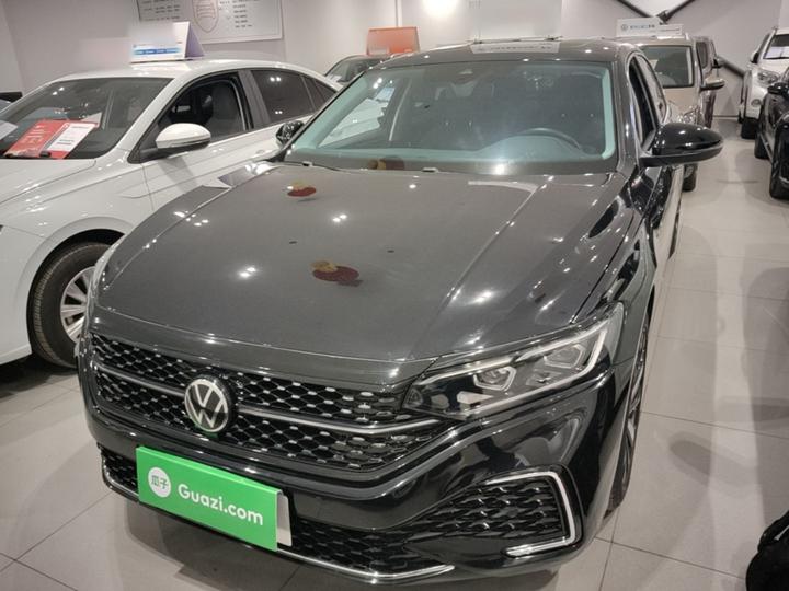 Passat 2022 330TSI Luxury photo 2