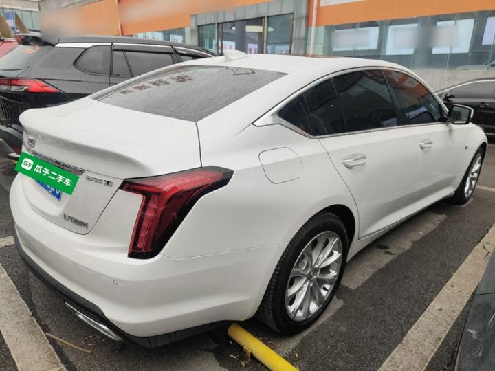 CT5 2023 28T Luxury Standard photo 4