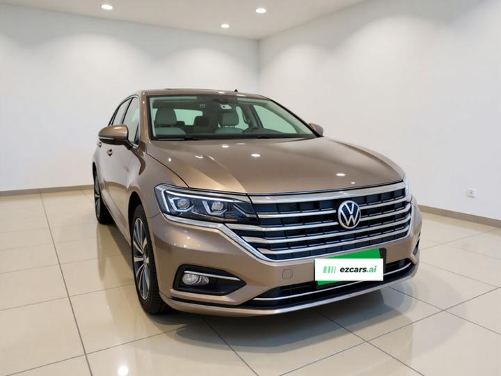 Viloran 2020 380TSI Premium photo 2