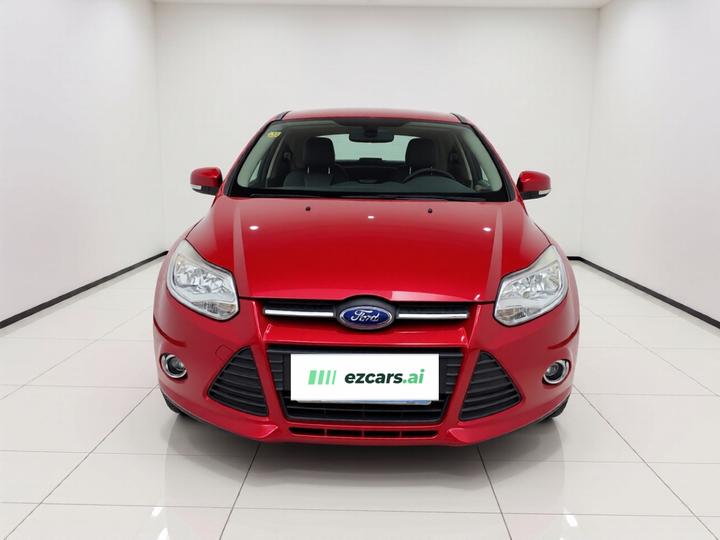 Focus 2012 Sedan 1.6L MT photo 2