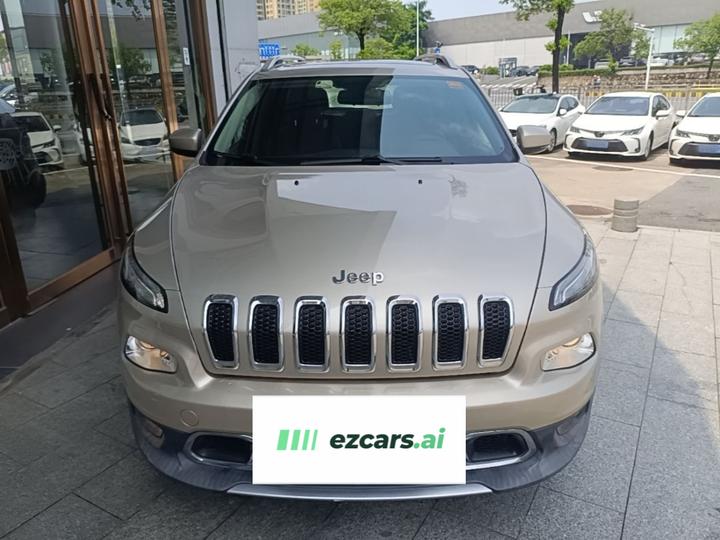 Cherokee 2017 2.0L photo 2