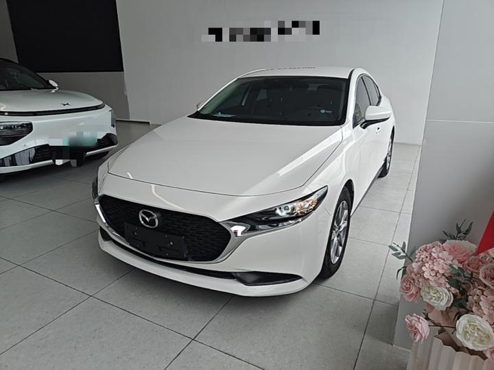3 Axela 2022 2.0L AT