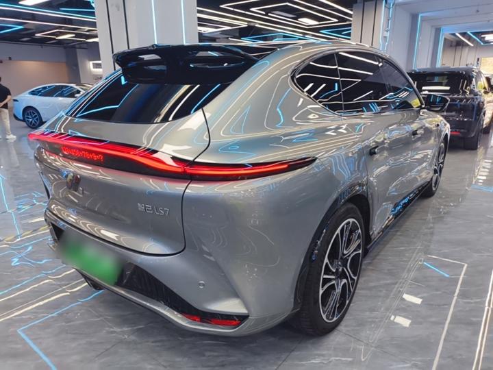 IM Motors LS7 2025 Refresh Edition Ultra photo 2