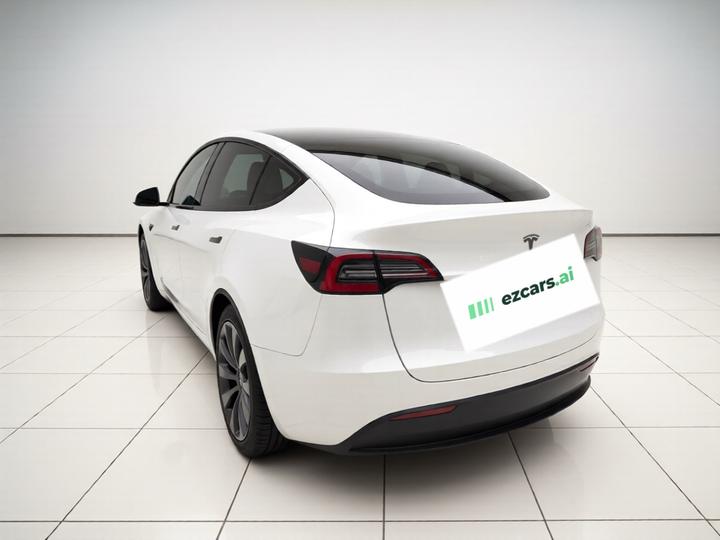 Model Y 2024 RWD photo 4