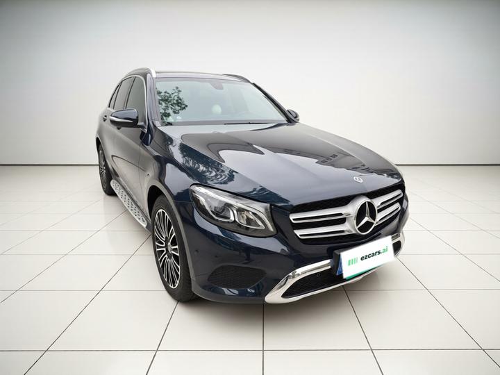 GLC 2019 GLC 200 L 4MATIC photo 3